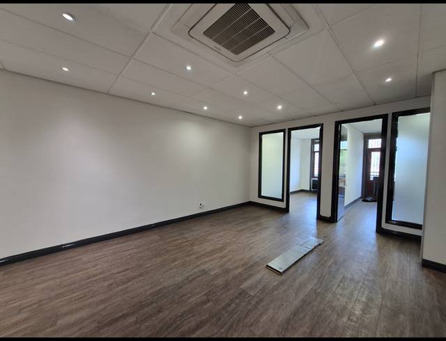 162M² OFFICE TO LET IN SANDTON CENTRAL